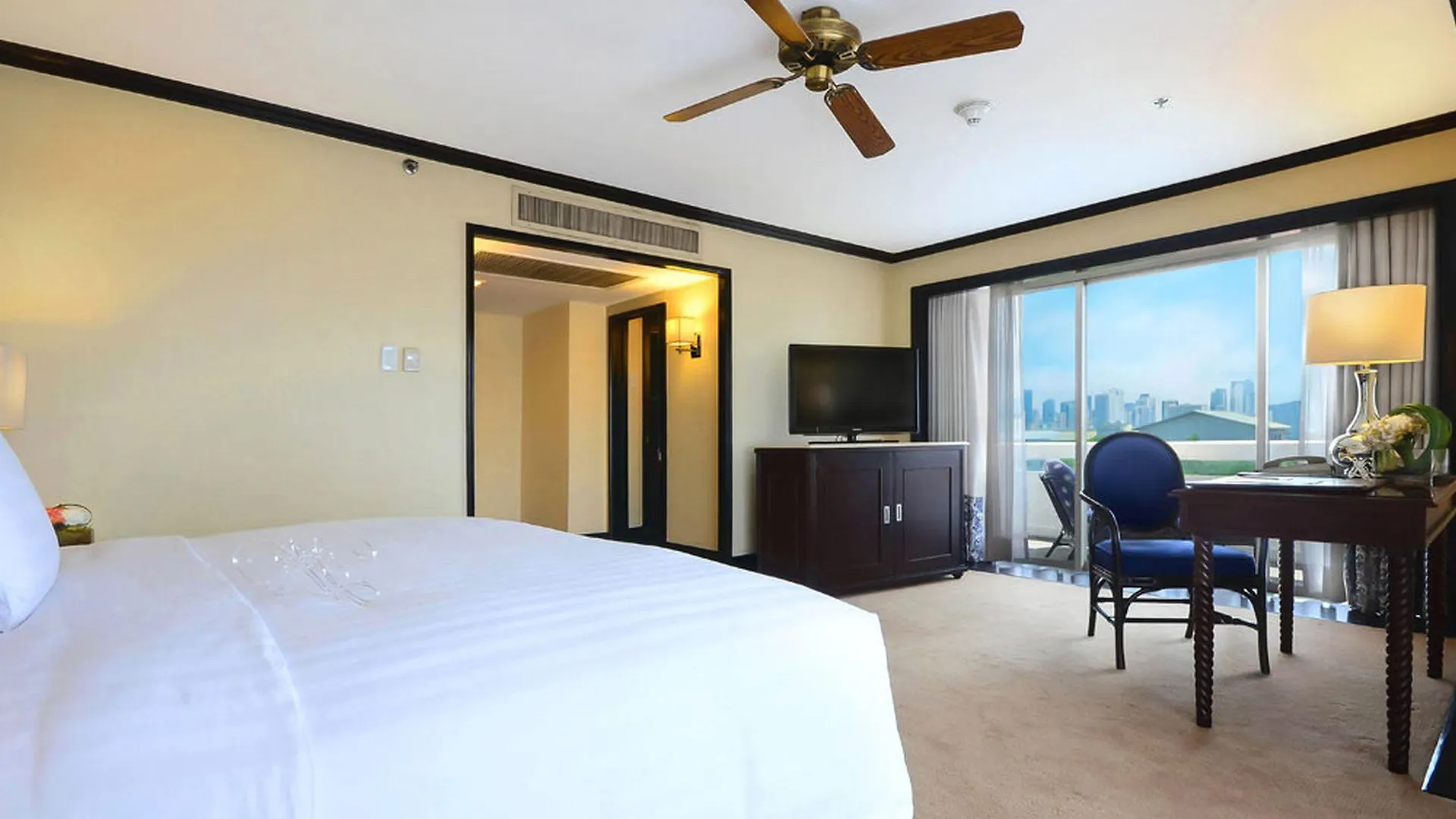 Midas Hotel And Casino Pasay 4*,  Philippines